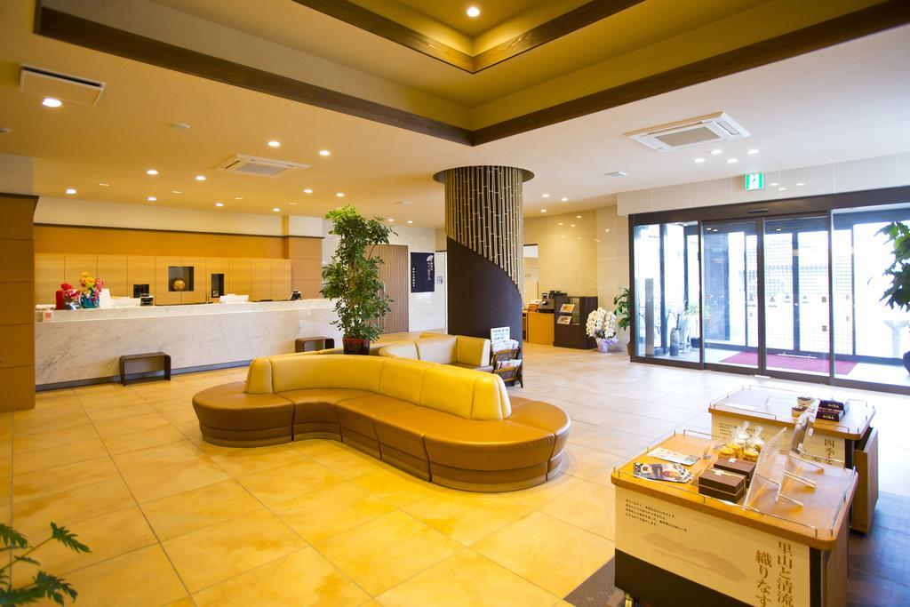 Fukuchiyama Sun Hotel Exterior foto